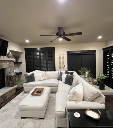 Full Living Room IMG 3097